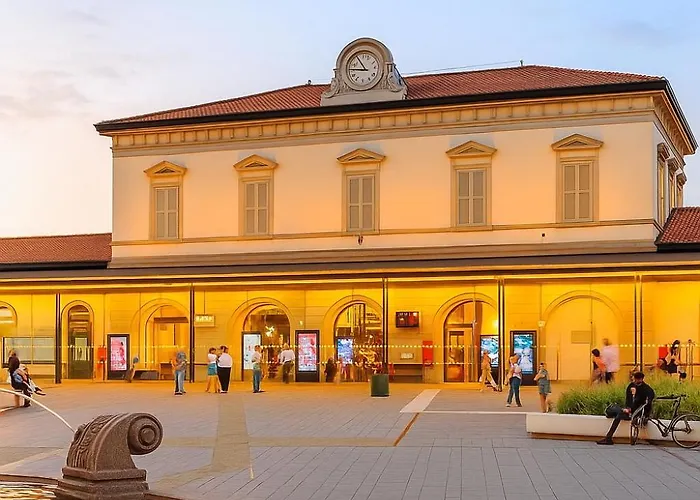 In Centro, 5 Minuti Dalla Stazione 아파트